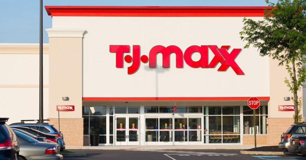 TJ Maxx, Marshalls Suffer Slowdowns as US Spending Tapers TJX Raises Annual Forecasts as US Shoppers Hunt for Value