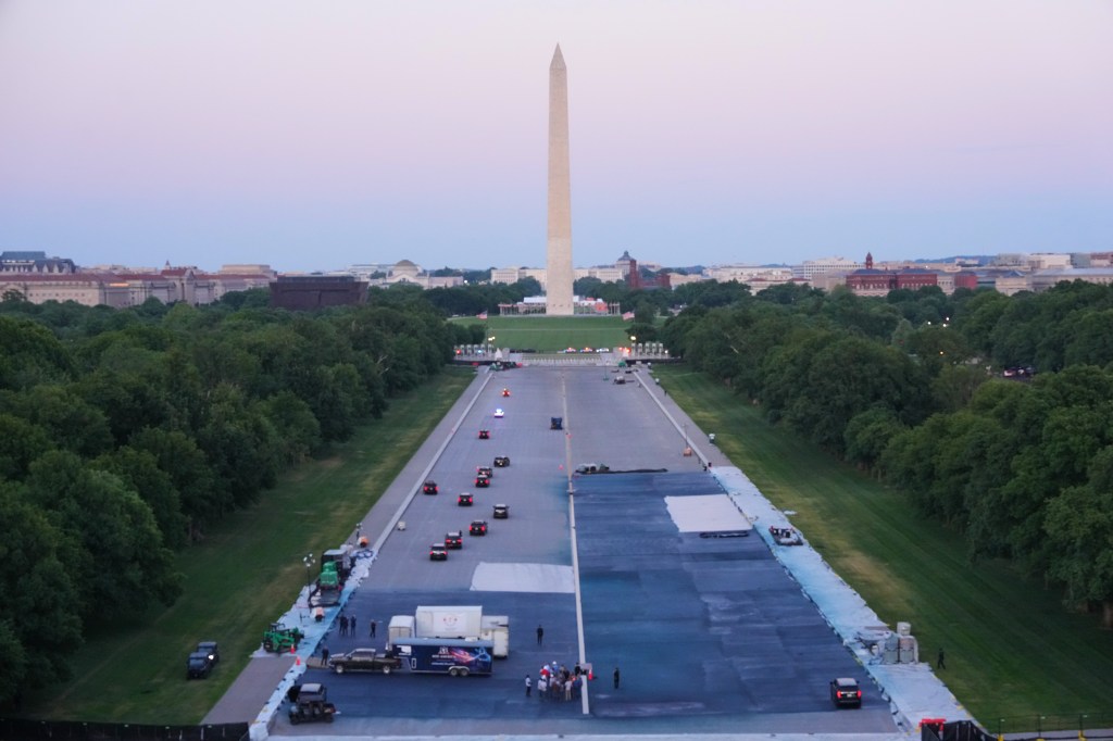 Trump Administration Faces Lawsuit Over Blue Reflecting Pool Renovation Trump Administration Faces Lawsuit Over Blue Reflecting Pool Renovation