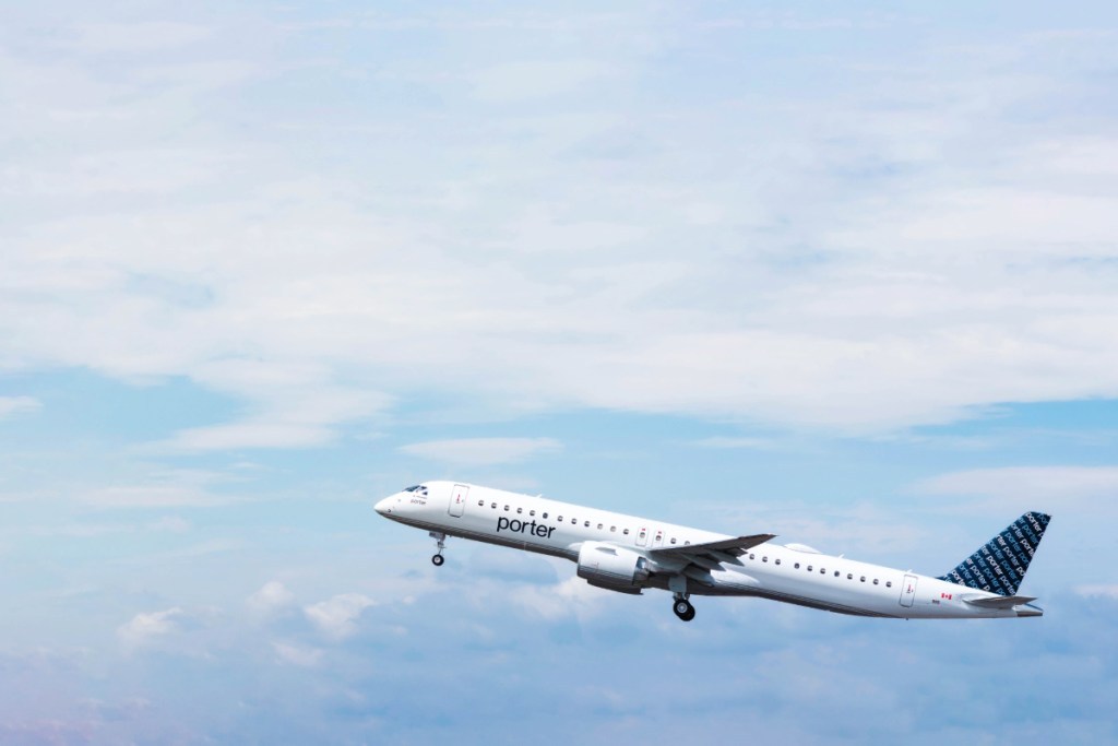 Canadian Tourists Bailed On the U.S. Canadian Airlines Still See Growth. Canadian Tourists Bailed On the U.S. Canadian Airlines Still See Growth.