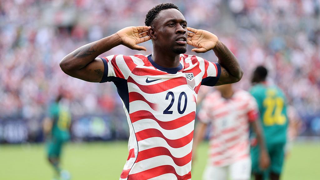Could the Z 120-300mm f/2.8 be a surprise addition to Nikon’s World Cup squad? I’ll be keeping an eye on the sidelines Could the Z 120-300mm f/2.8 be a surprise addition to Nikon’s World Cup squad? I’ll be keeping an eye on the sidelines