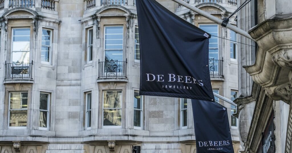 Report: Former De Beers CEO Penny Is Said to Lead Race for Diamond Giant