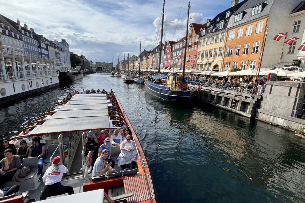 Visa Delays Push UAE Residents to Rethink Europe Trips Visa Delays Push UAE Residents to Rethink Europe Trips