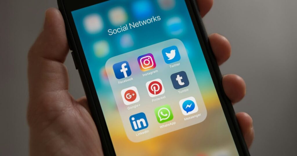 France Passes Bill to Ban Social Media for Children Under 15