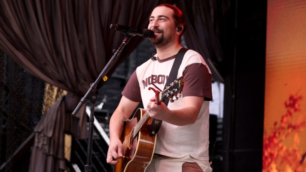 Noah Kahan, Dropkick Murphys Push for Anti-Scalping Ticket Bill Noah Kahan, Dropkick Murphys Push for Anti-Scalping Ticket Bill