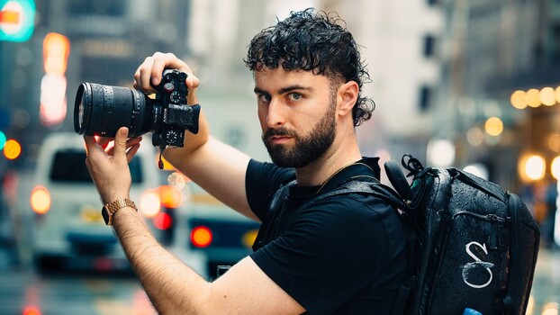 Shooting Street Photography in Heavy Rain Shooting Street Photography in Heavy Rain