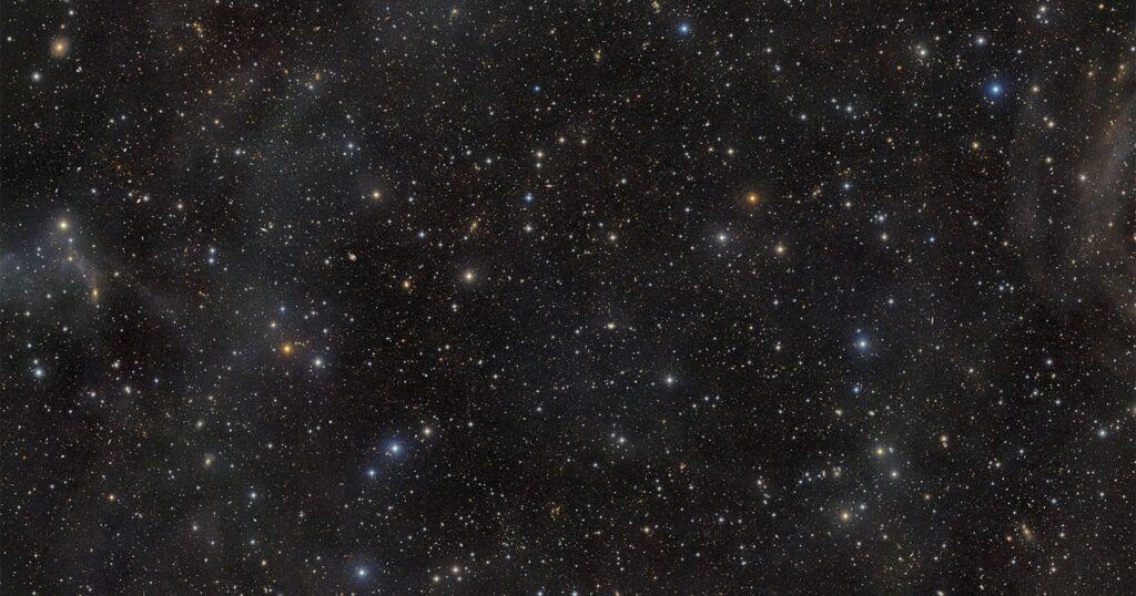 3.2-Gigapixel LSST Camera Captures Over Half a Million Galaxies