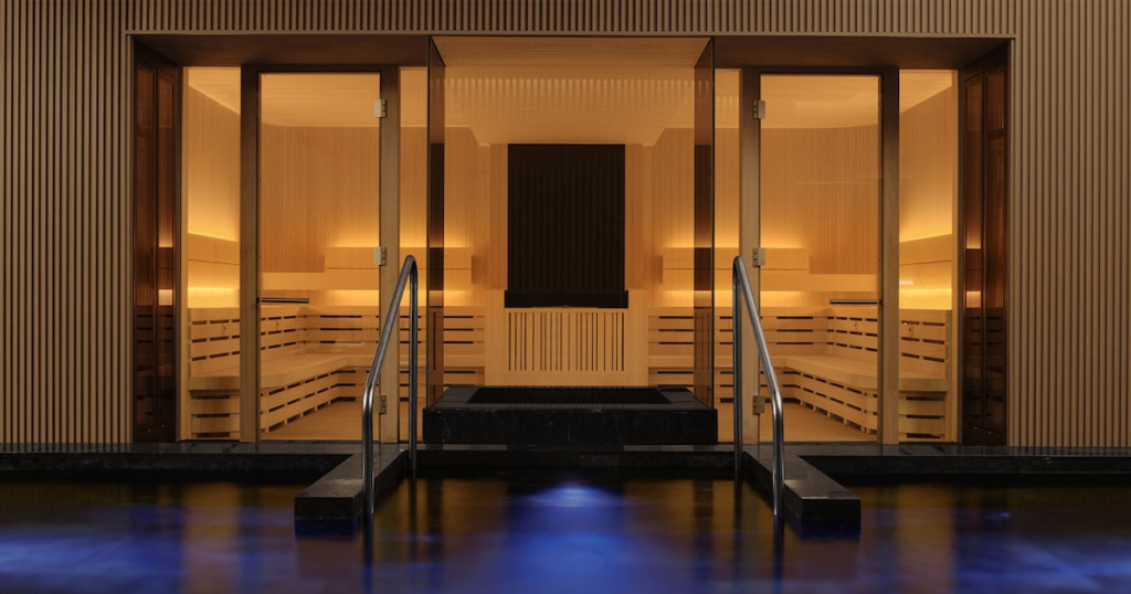 China’s New Tourist Obsession Is a 24-Hour Spa