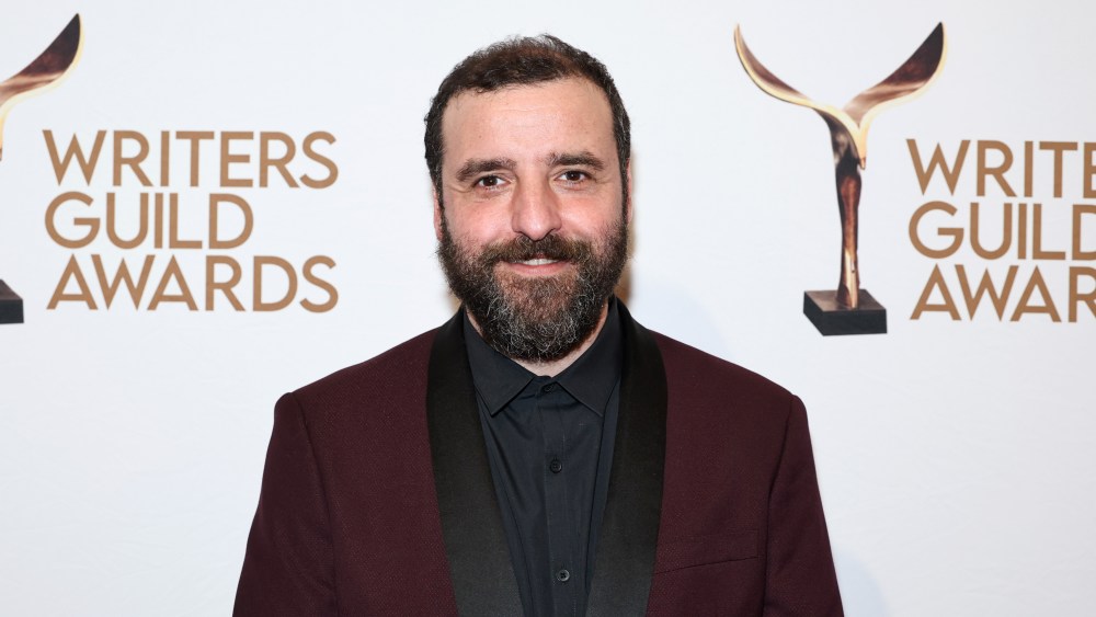 David Krumholtz Posts and Deletes Plans to Retire From Acting David Krumholtz Posts and Deletes Plans to Retire From Acting