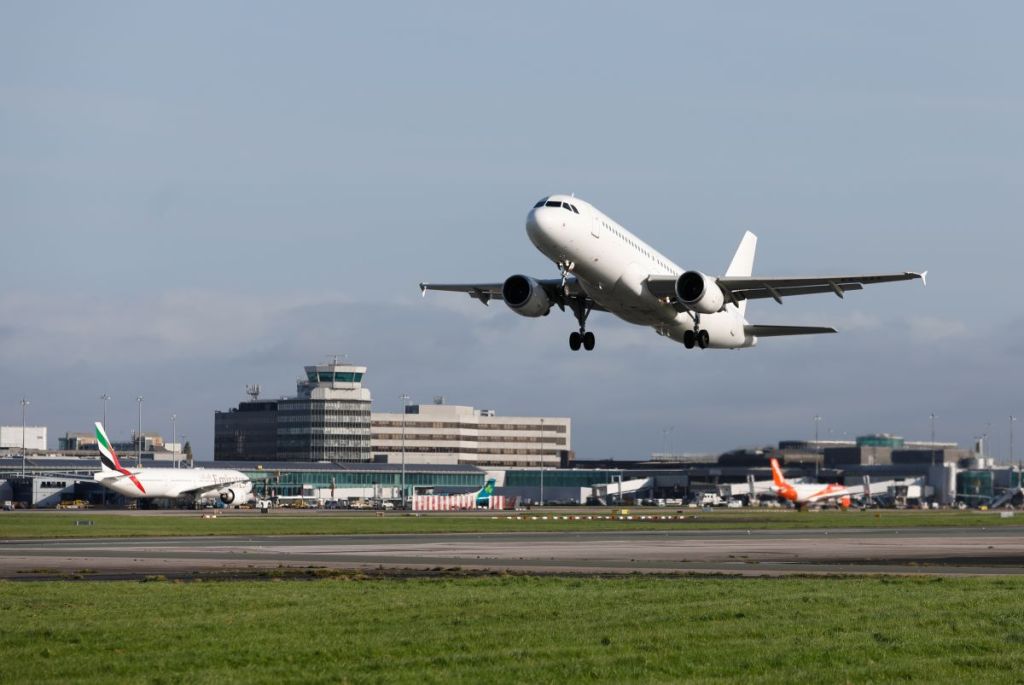 The UK’s Airport Record Hides a Huge Traffic Shift The UK’s Airport Record Hides a Huge Traffic Shift