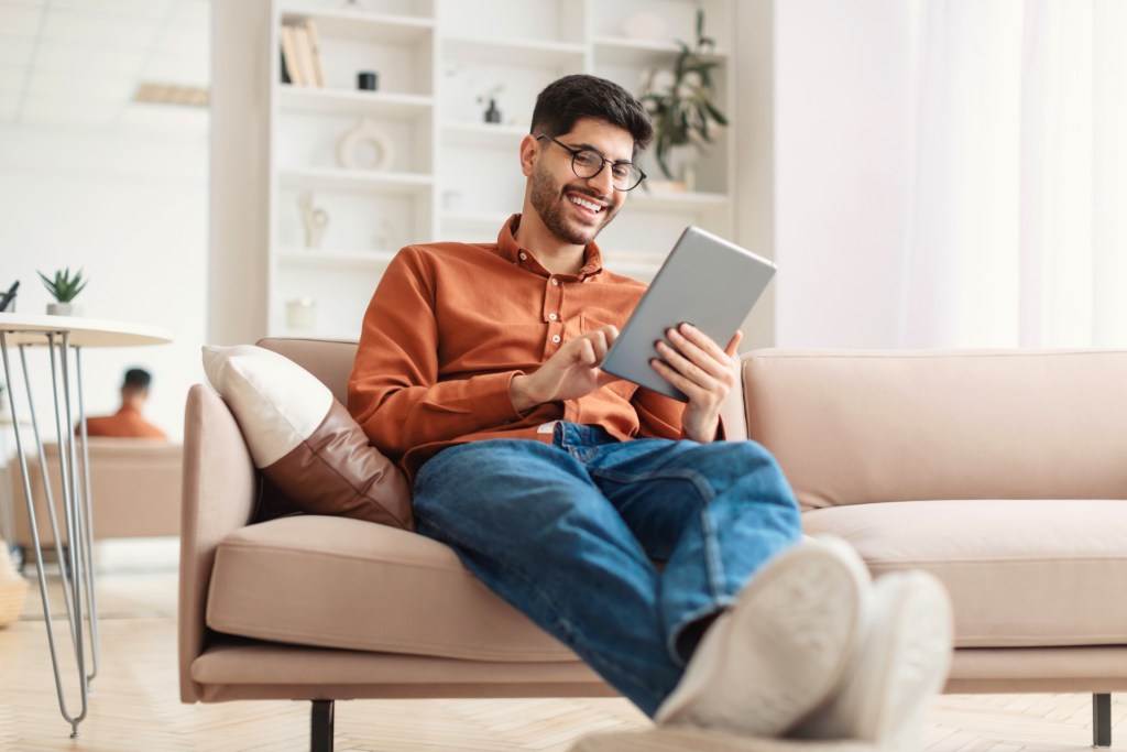 How AI Is Changing Hotel Discovery and Booking How AI Is Changing Hotel Discovery and Booking