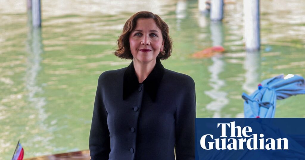 Maggie Gyllenhaal says film industry has a ‘systemic problem’ with sexism | Movies Maggie Gyllenhaal says film industry has a ‘systemic problem’ with sexism | Movies