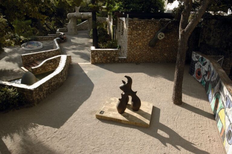 French Police Foil Suspected Art Theft Plot at Fondation Maeght