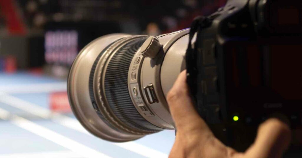 Photographer Beats YouTuber’s Defamation Lawsuit Over Comments on ‘Suggestive’ Youth Wrestling Videos sports photographer