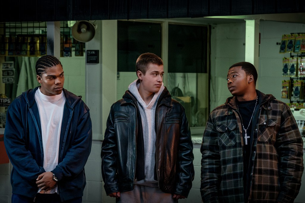Starz Revenue Grows, Losses Narrow In Q3 Starz Revenue Grows, Losses Narrow In Q3